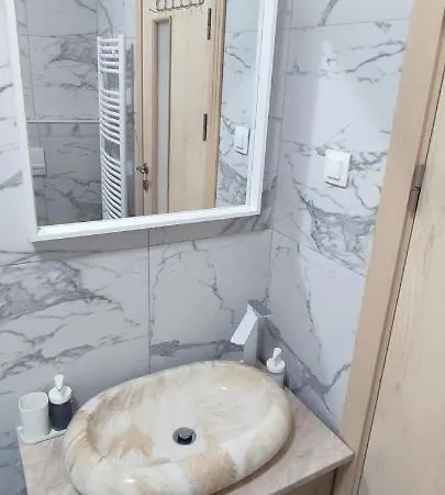 Apartment Jacuzzi Belle View Sinaia-free Parking *